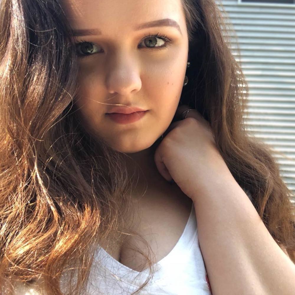 Meet your Posher, Mackenzie